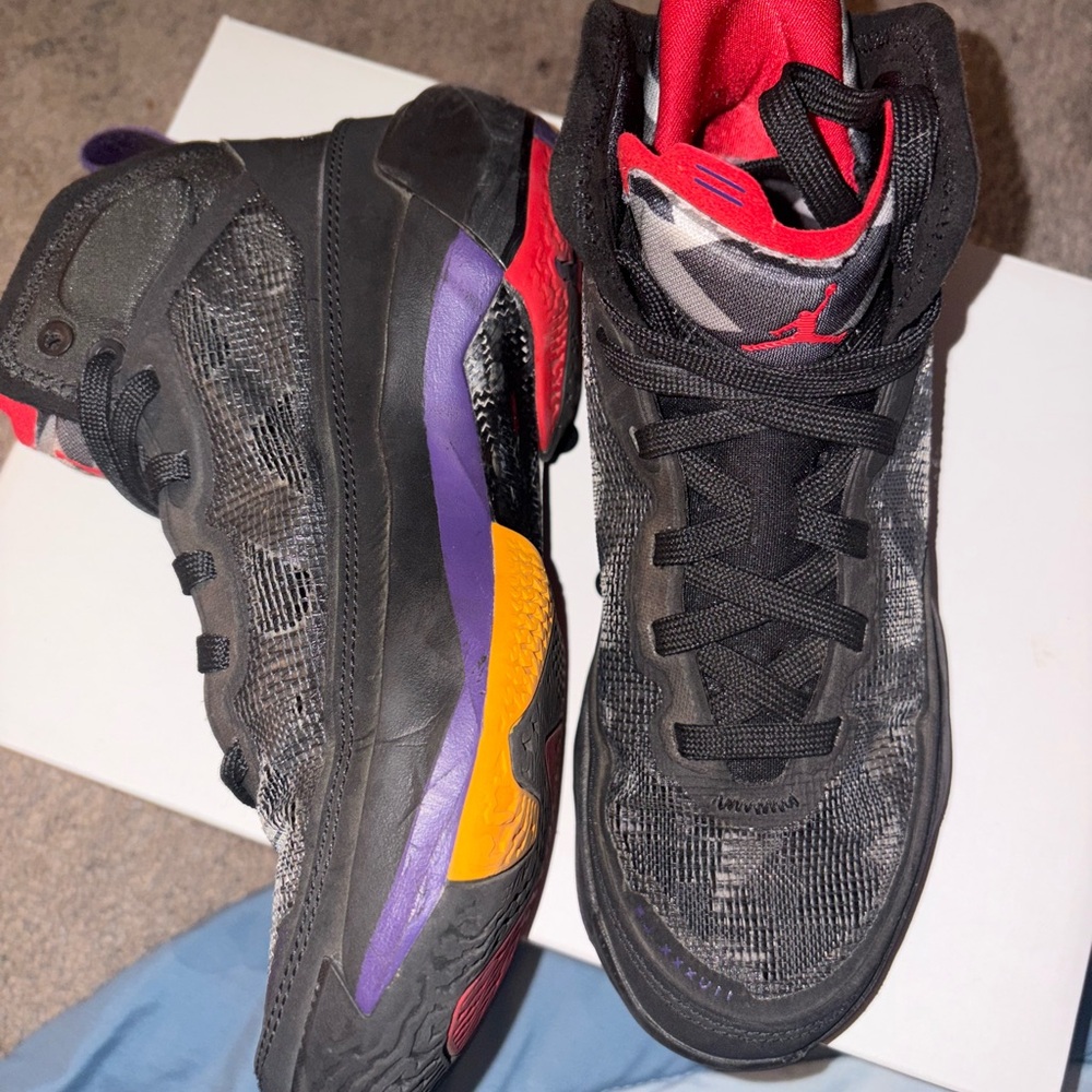 Jordan Black Sneakers with box NWOT